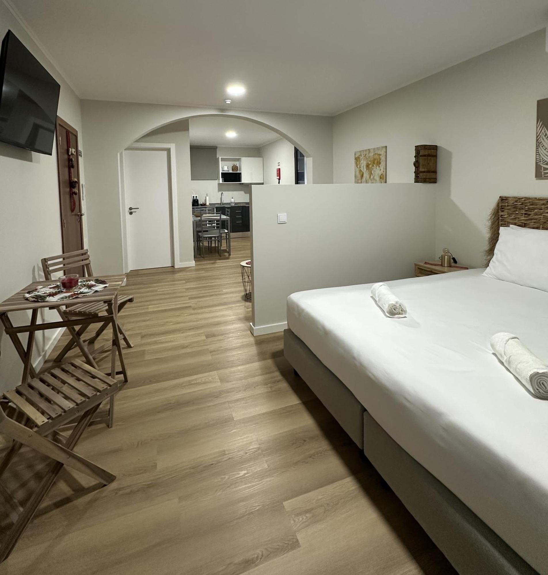 Oasis Suites - Funchal Esterno foto